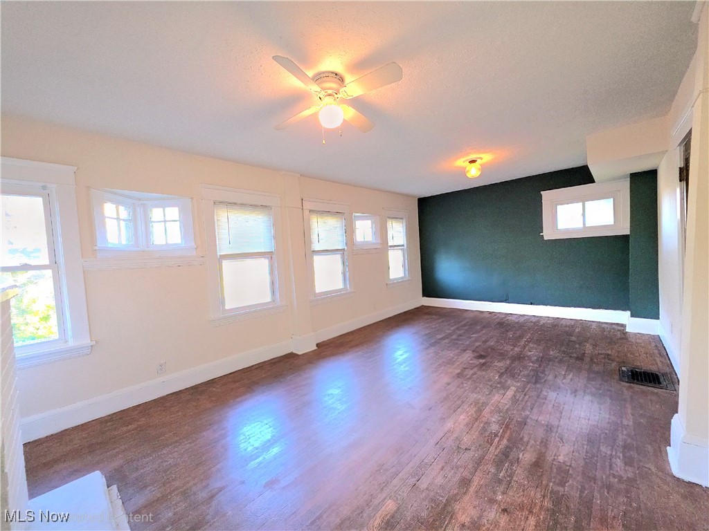 9112 Parmelee Avenue Cleveland OH 44108