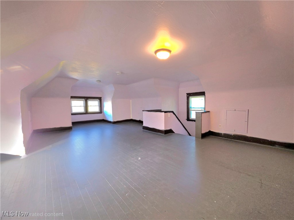 9112 Parmelee Avenue Cleveland OH 44108
