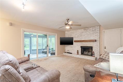 6424 Creekside Trail Solon OH 44139