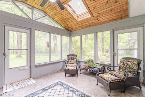 6424 Creekside Trail Solon OH 44139