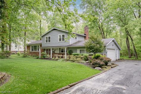 6424 Creekside Trail Solon OH 44139