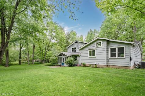 6424 Creekside Trail Solon OH 44139