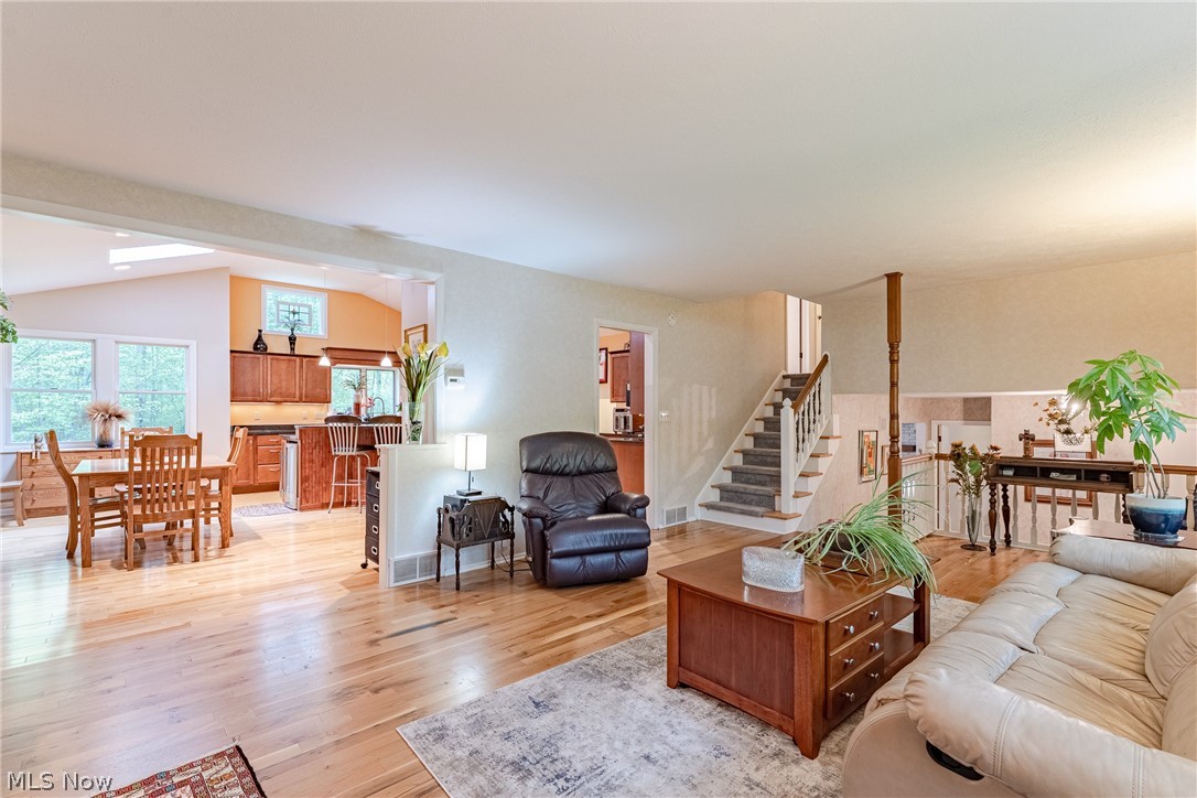 6424 Creekside Trail Solon OH 44139