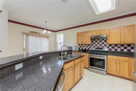 38467 Renwood Avenue Avon OH 44011
