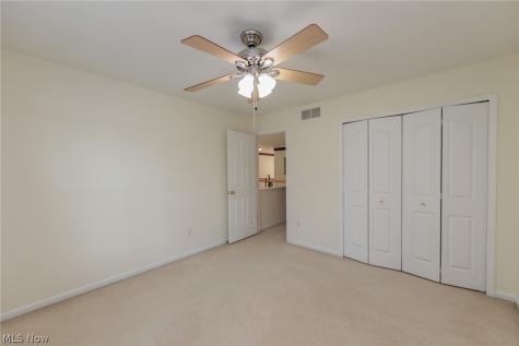 38467 Renwood Avenue Avon OH 44011