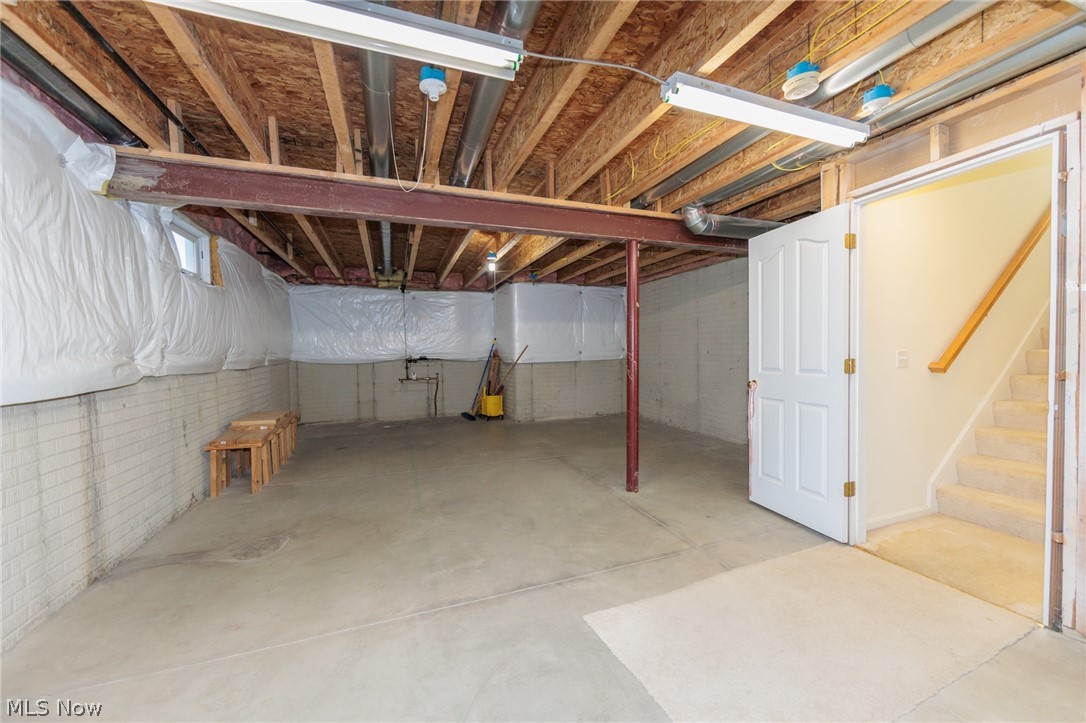 38467 Renwood Avenue Avon OH 44011