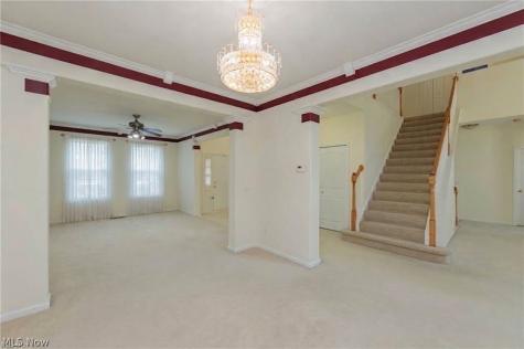 38467 Renwood Avenue Avon OH 44011