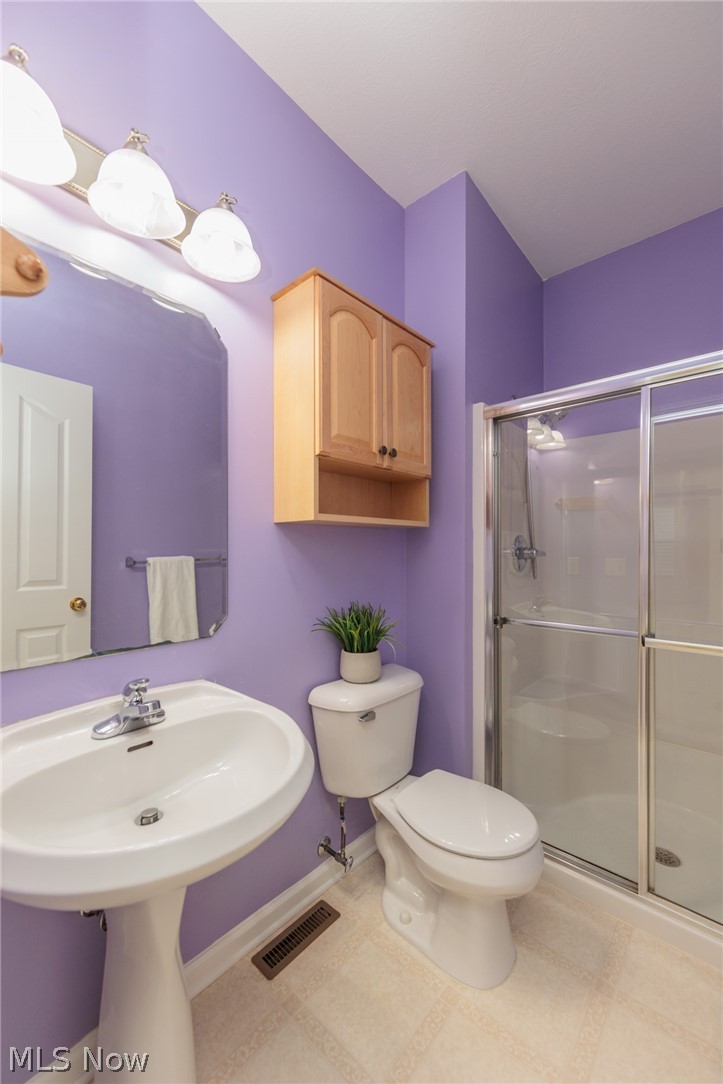 38467 Renwood Avenue Avon OH 44011