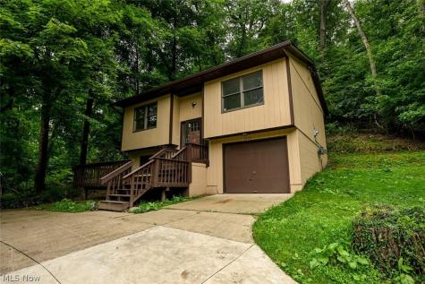 3725 Rome Drive New Franklin OH 44319