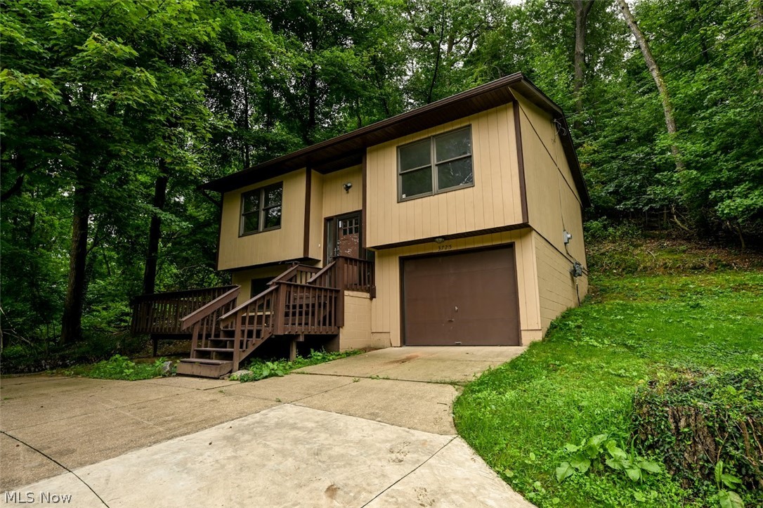 3725 Rome Drive New Franklin OH 44319