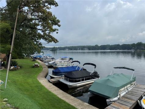 3725 Rome Drive New Franklin OH 44319
