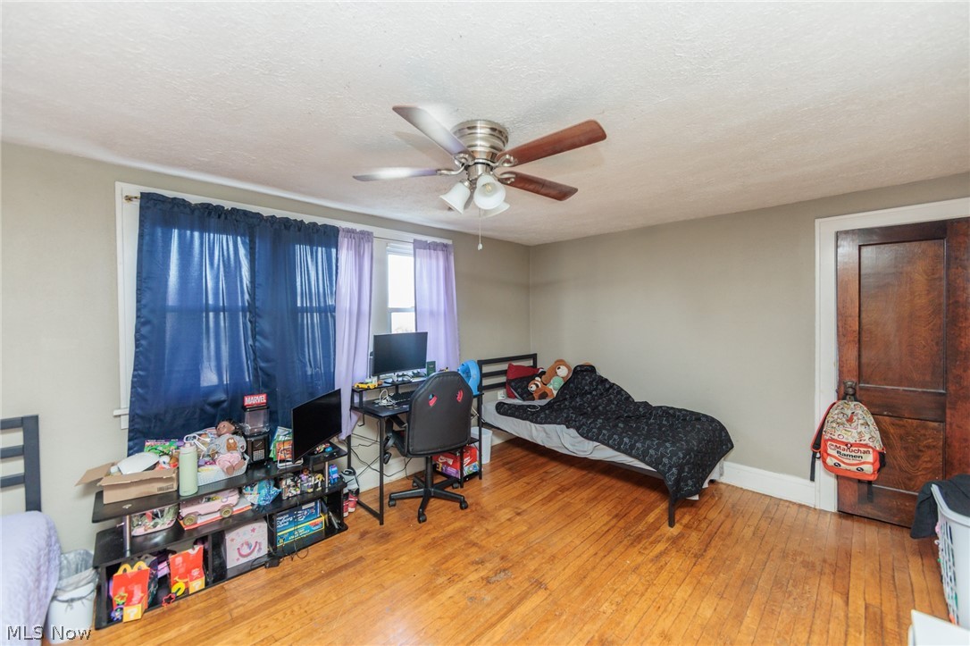 2201 Ralph Avenue Cleveland OH 44109