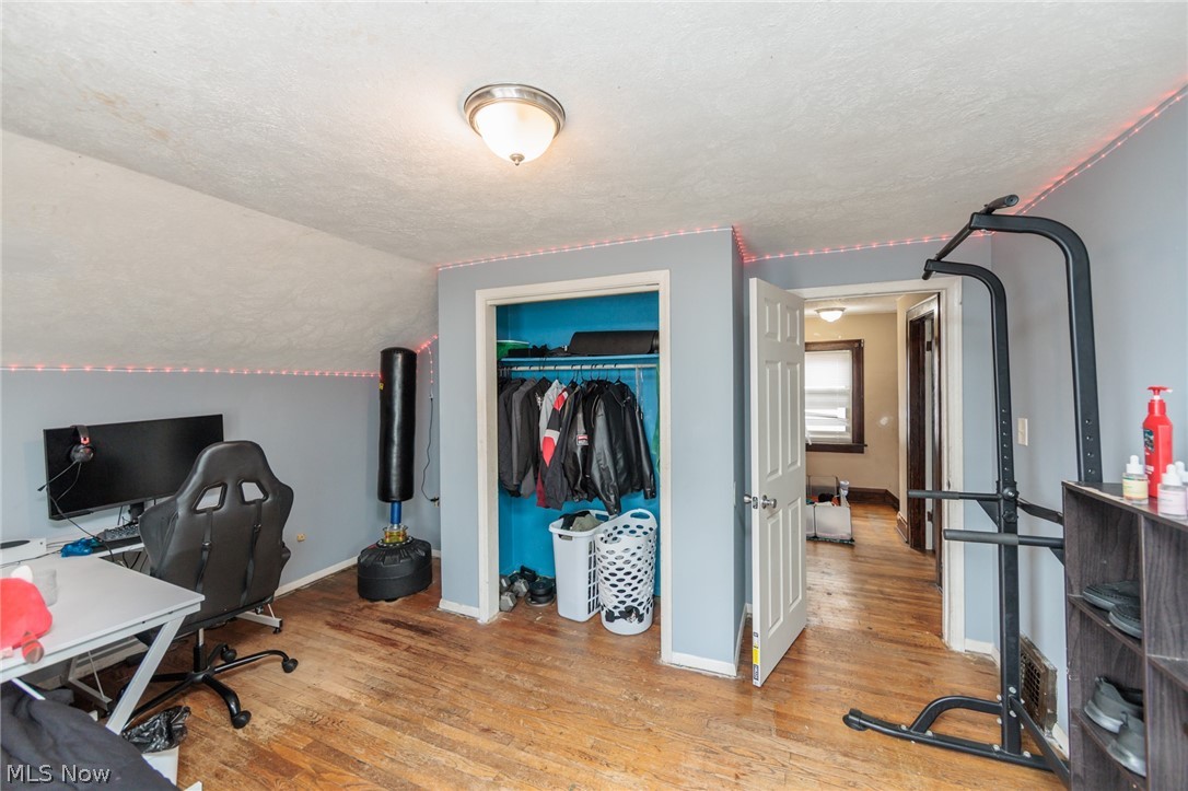 2201 Ralph Avenue Cleveland OH 44109