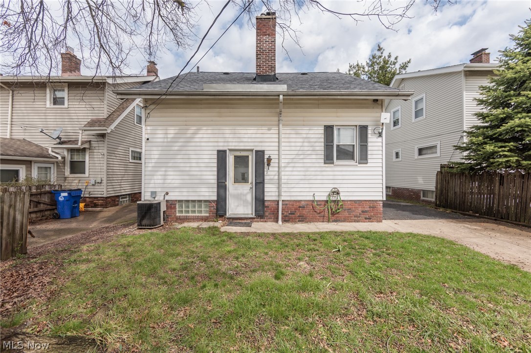 2201 Ralph Avenue Cleveland OH 44109