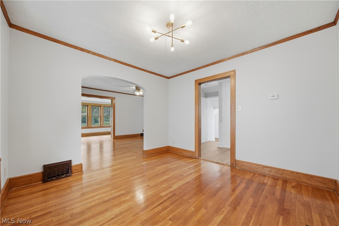 202 Hawk Avenue Akron OH 44312
