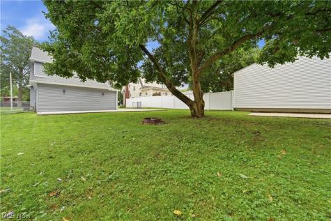 202 Hawk Avenue Akron OH 44312