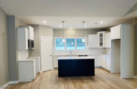 4316 Literary Lane Willoughby OH 44094