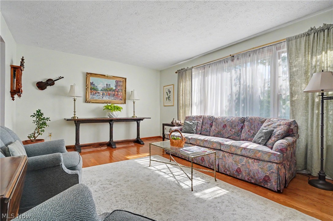 15884 Arbor Trail Newbury OH 44065
