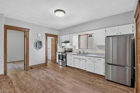 1124 W 6th Street Lorain OH 44052