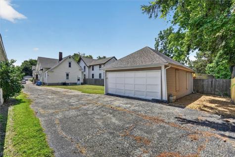 1124 W 6th Street Lorain OH 44052