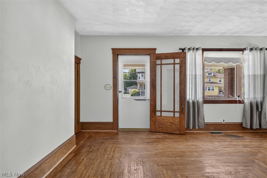 1124 W 6th Street Lorain OH 44052