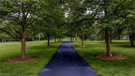 17221 Sagamore Road Walton Hills OH 44146