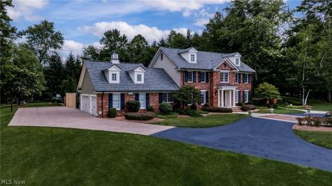 17221 Sagamore Road Walton Hills OH 44146