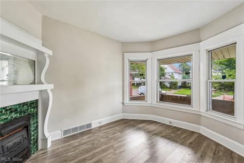 7004 Lansing Avenue Cleveland OH 44105