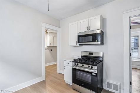 7004 Lansing Avenue Cleveland OH 44105
