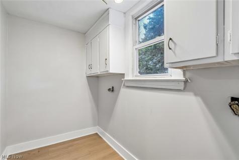 7004 Lansing Avenue Cleveland OH 44105
