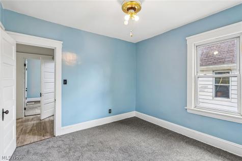7004 Lansing Avenue Cleveland OH 44105