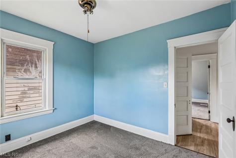 7004 Lansing Avenue Cleveland OH 44105