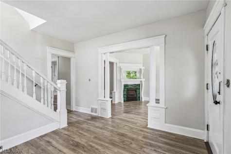 7004 Lansing Avenue Cleveland OH 44105