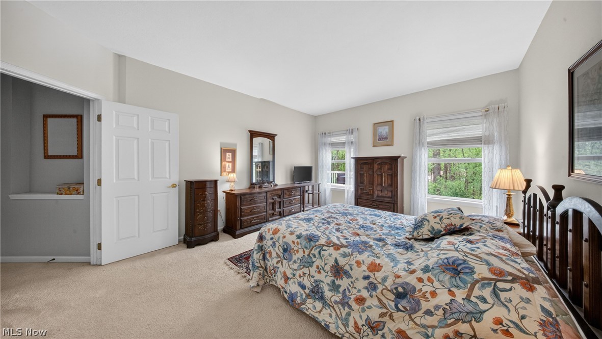 10500 W Ravine View Court North Royalton OH 44133