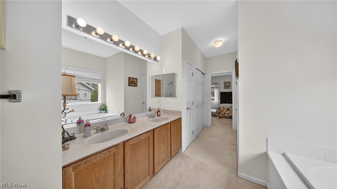 10500 W Ravine View Court North Royalton OH 44133