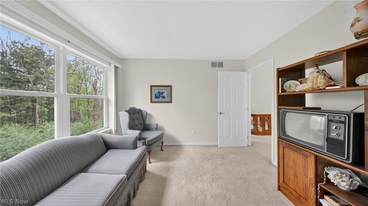 10500 W Ravine View Court North Royalton OH 44133