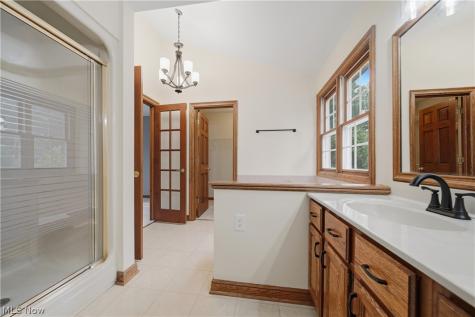 4764 Young Road Stow OH 44224