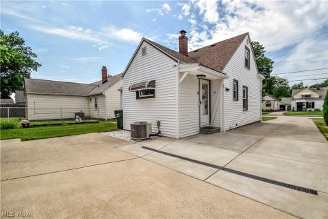 30104 Phillips Avenue Wickliffe OH 44092