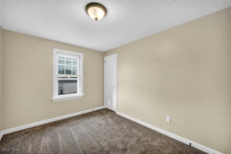 2217 E 32nd Street Lorain OH 44055