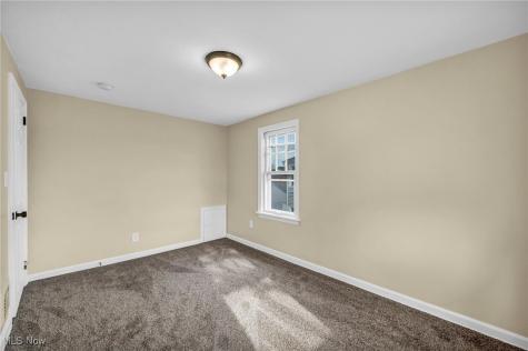 2217 E 32nd Street Lorain OH 44055