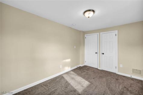 2217 E 32nd Street Lorain OH 44055