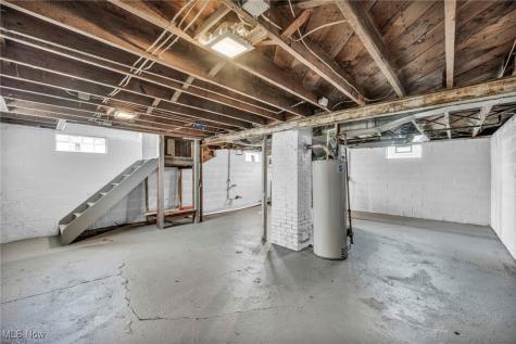 2217 E 32nd Street Lorain OH 44055