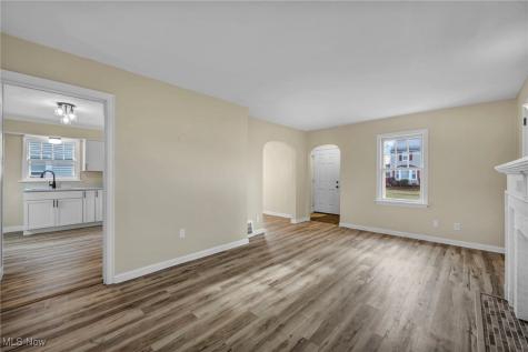 2217 E 32nd Street Lorain OH 44055