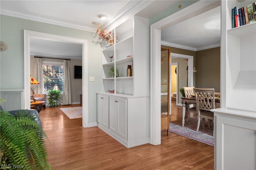 16824 Holbrook Road Shaker Heights OH 44120