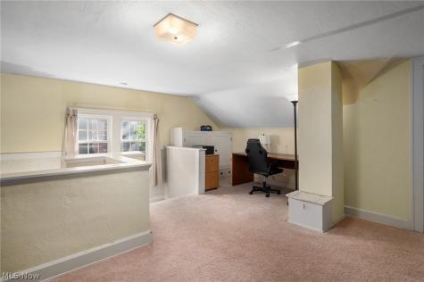 16824 Holbrook Road Shaker Heights OH 44120