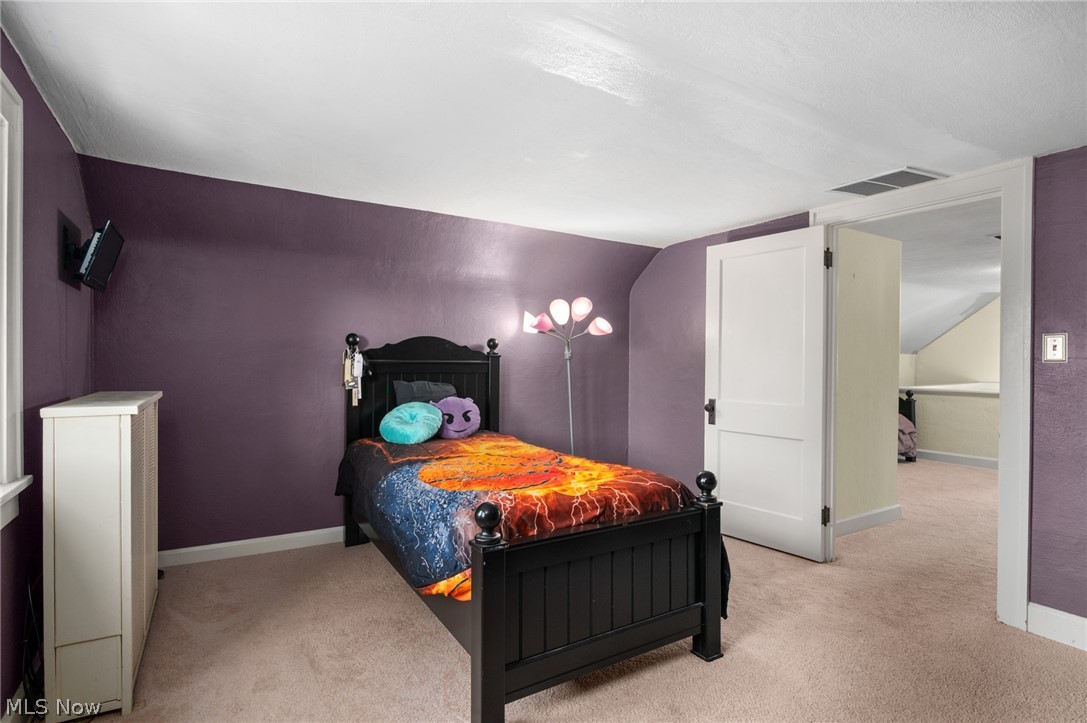 16824 Holbrook Road Shaker Heights OH 44120
