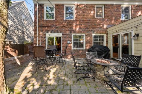 16824 Holbrook Road Shaker Heights OH 44120
