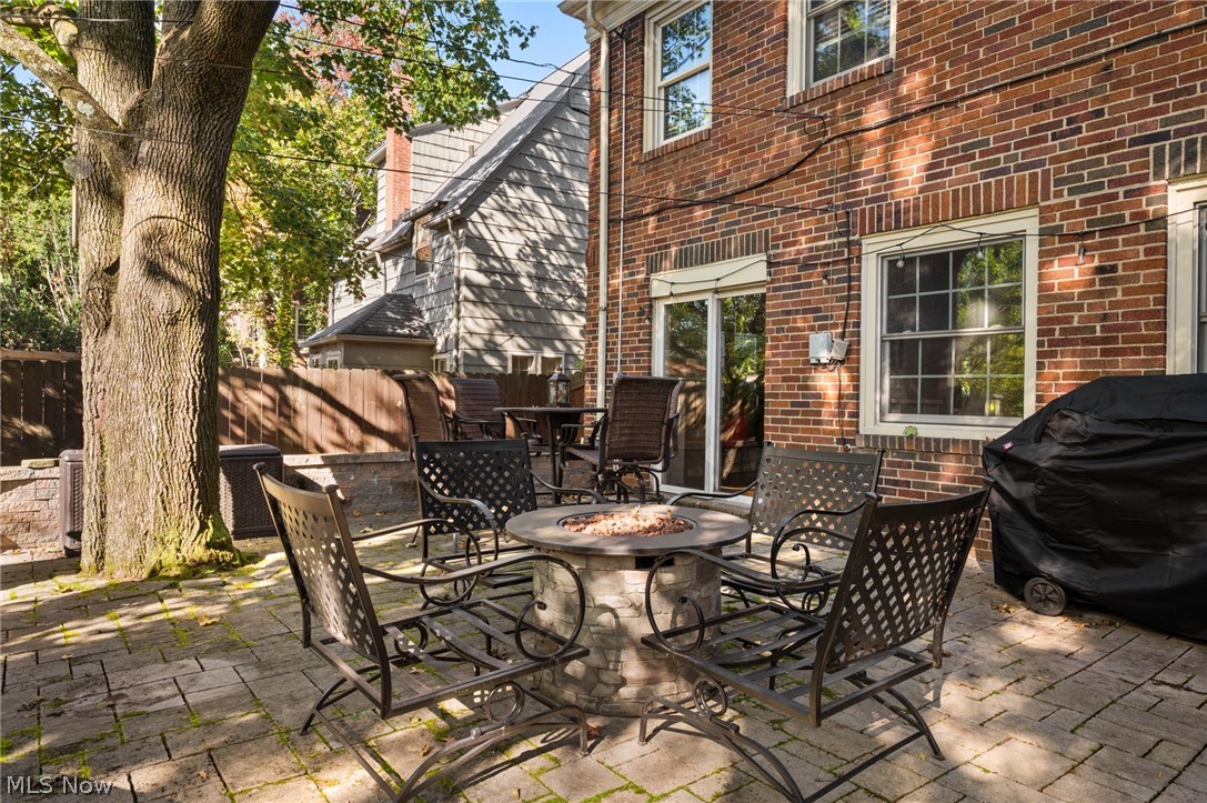 16824 Holbrook Road Shaker Heights OH 44120