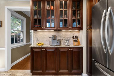 16824 Holbrook Road Shaker Heights OH 44120