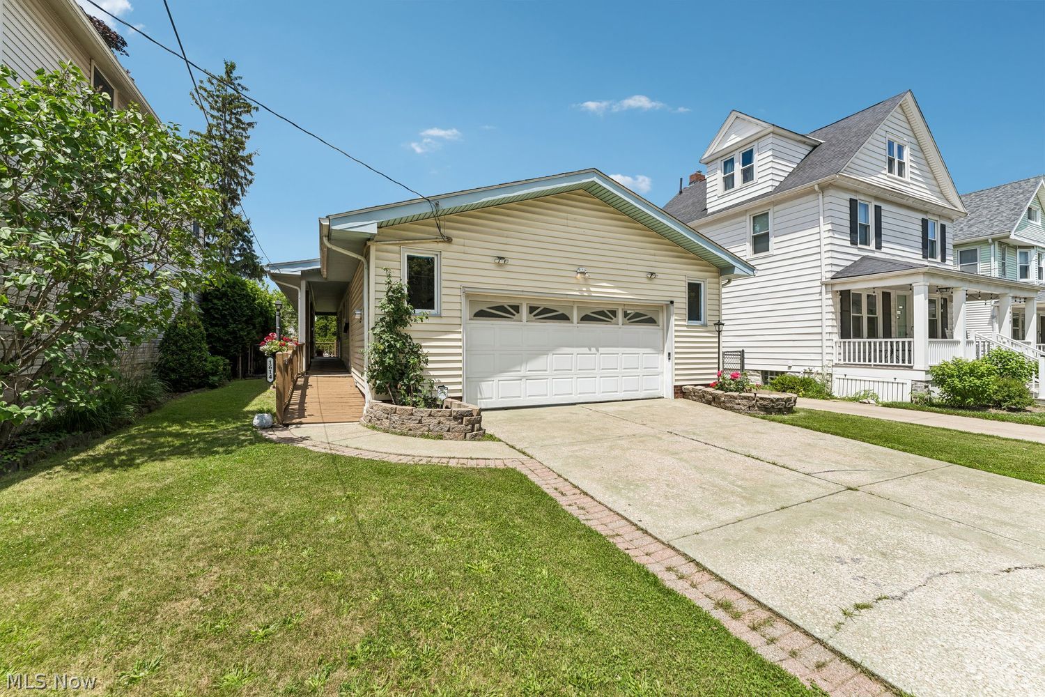 1614 Rosewood Avenue Lakewood OH 44107
